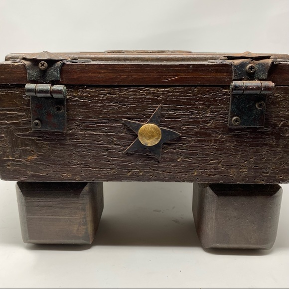 Potpourri Vintage Big Wooden Carved Box 16”x12”x8” - Picture 9 of 12